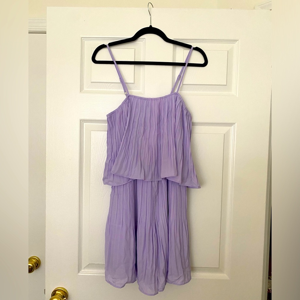 Pretty Garden Women’s Lavender Flowy Romper | Medium - Picture 3 of 4